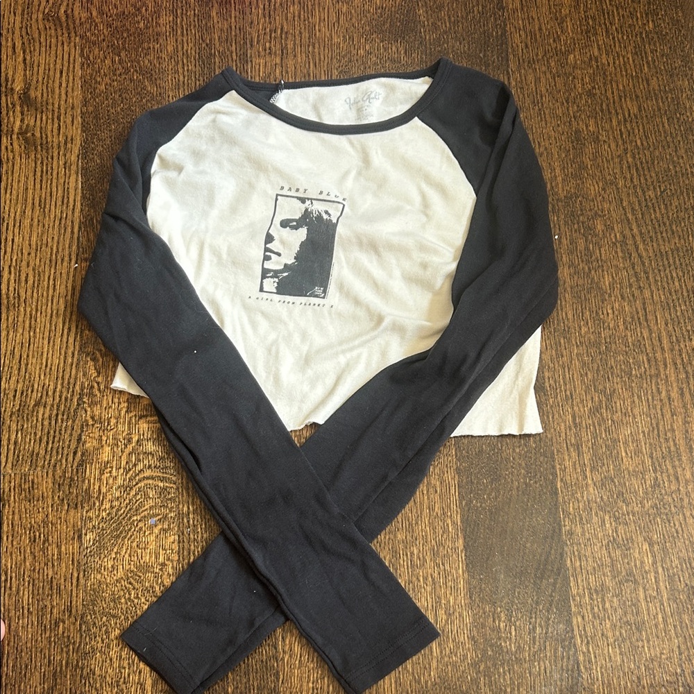Brandy Melville Black and White Ringer Tee